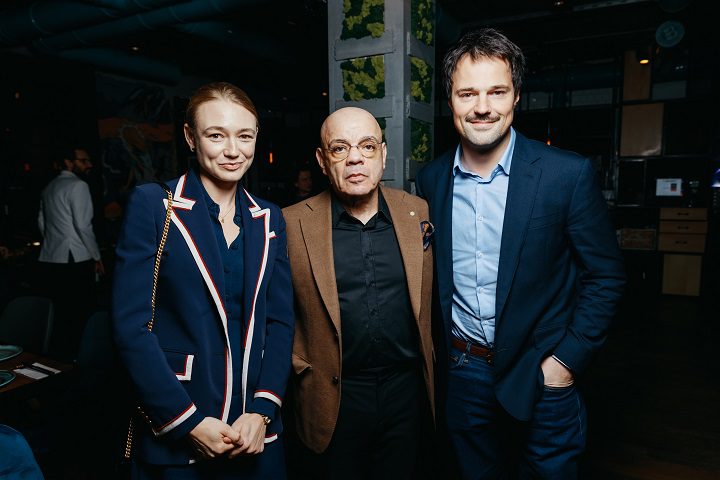 Константин Райкин с Оксаной Акиньшиной и Данилой Козловским