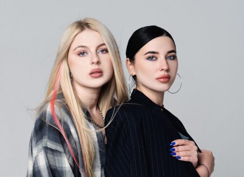 Талантливые девушки из дуэта Breesku & Nika De представили свой новый трек «Аномалия»